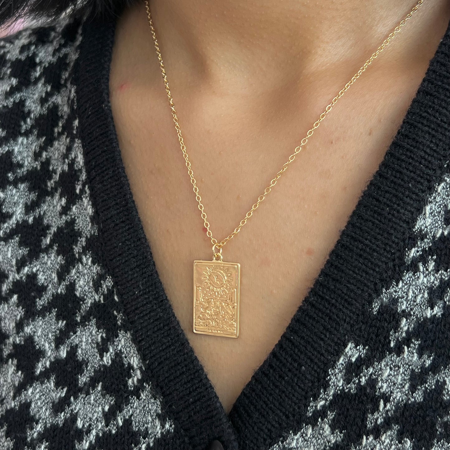 La luna Necklace