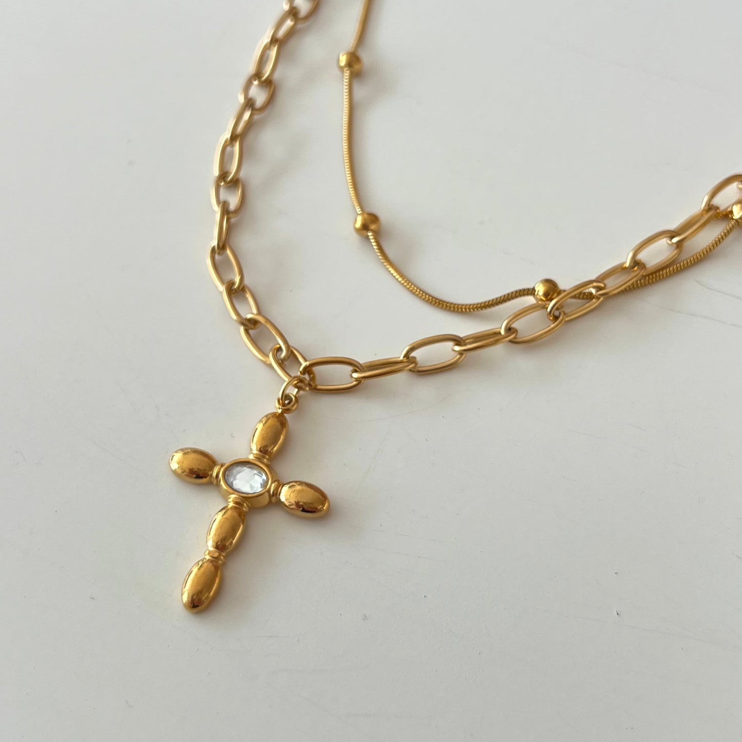 Cruz Doble Necklace