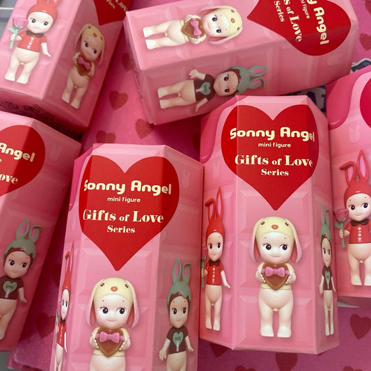 Sonny Angel Gift of Love